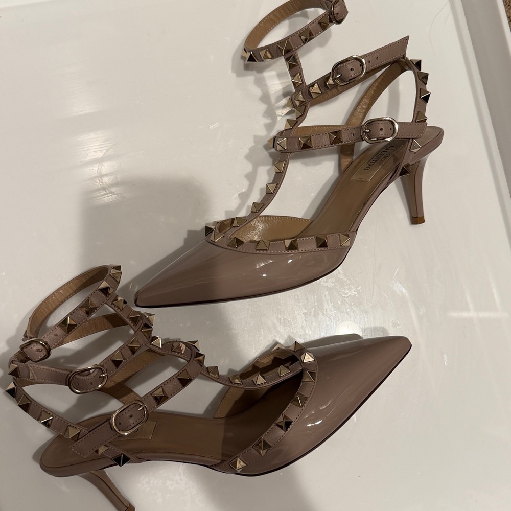 Valentino Garavani
Rockstud Strappy Pointed
Toe Pump 
Kitten heel